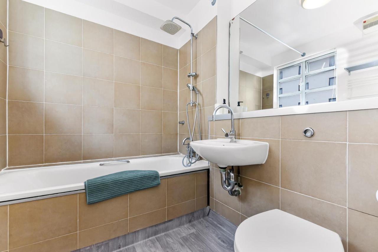 Spacious 2 Bedroom Apartment In Ealing Broadway Esterno foto